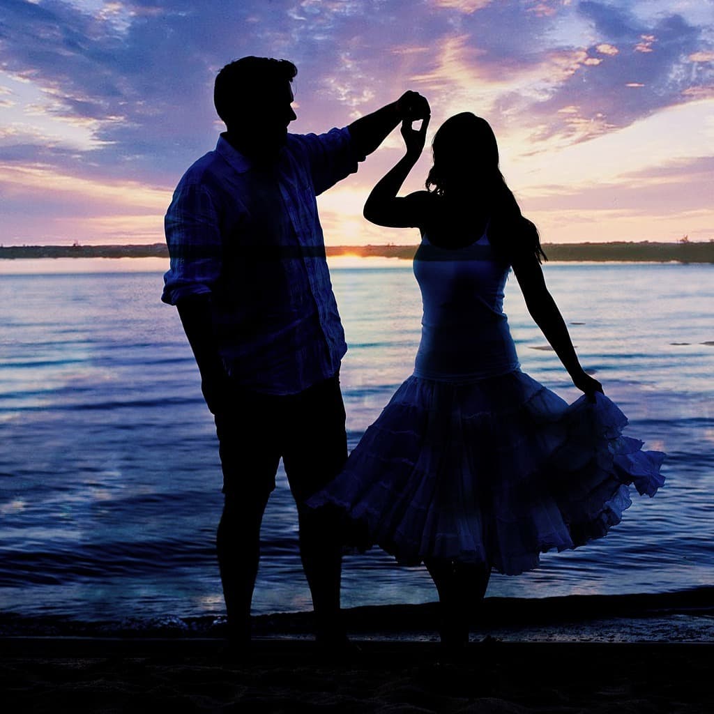 Sway (quien Sera) (arr. Debbie Warren)